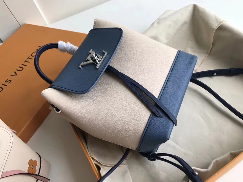 M55017 LV LOCKME 迷你双肩包 LV背包 LV扭锁双肩包 LV全皮背包