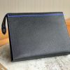 1533874486745901.jpg M30573 LV Pochette Voyage 中号手袋 LV Taiga皮革手包 LV男包 LV手包