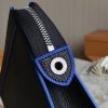 1533874511872206.jpg M30573 LV Pochette Voyage 中号手袋 LV Taiga皮革手包 LV男包 LV手包
