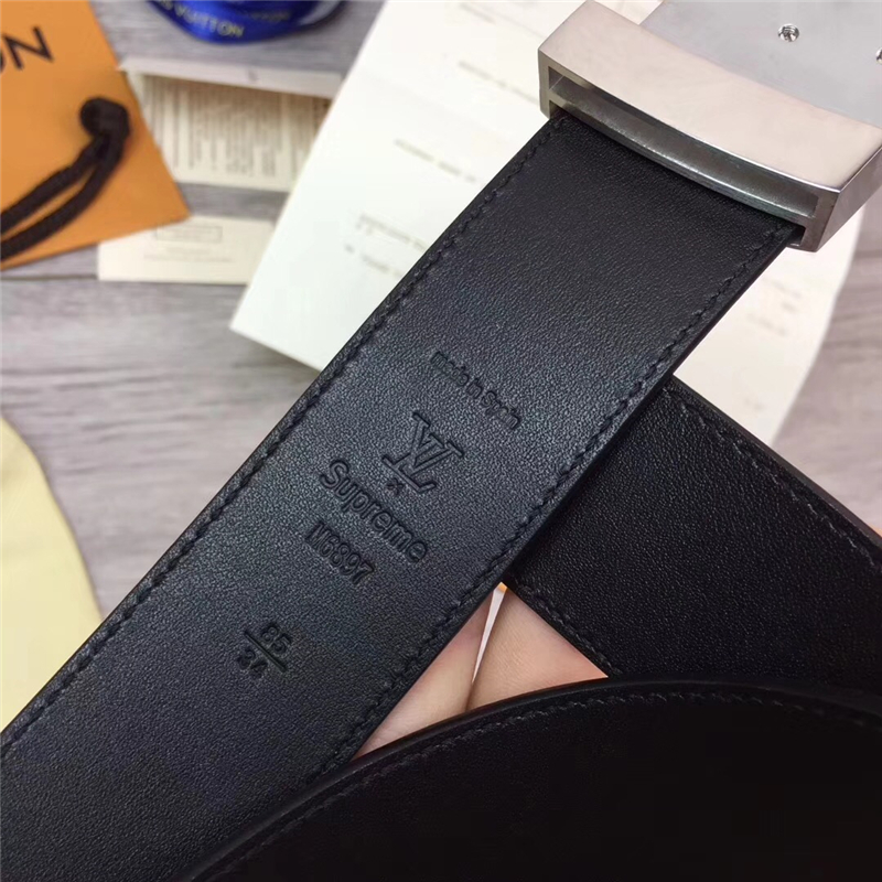 M6897 Louis vuitton 路易威登 Spreme联名 休闲款男士腰带 红色金扣