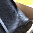 M54366 LV NeoNoe 手袋 LV女包 LV水桶包 Epi皮革搭配彩色内衬水桶包 黑色