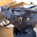 M43644 LV Bumbag 腰包 LV2018新款男女通用腰包 LV斜跨单肩包