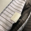 M43941 LV Pochette Metis手袋 LV全皮压花女包 LV邮差包 LV空姐包 咖色