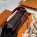 M63470 LV Pochette MyLockMe Chain 手袋 LV女包 LV信封包 LV链条包 玫红
