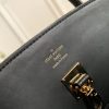 1543289433996593.jpg M54346 LV MILLA 小号手袋 Veau Nuage小牛皮女包 LV单肩手提包 黑色