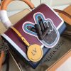 M52513 LV TWIST 中号手袋 LV扭锁包 V for Vuitton图案Epi皮革女包 LV女包