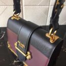 1BD045 Prada cahier 全新升级版 十字纹牛皮 古铜装饰 手袋 黑拼褐红
