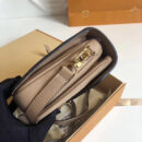 M44245 LV Pochette Metis 手袋 LV全皮压花女包 LV邮差包 LV空姐包 杏色