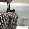 1547092905743989.jpg Dior经典款 迪奥枕头包 Dior oblique 迪奥手提包 Dior时尚休闲女包 黑色