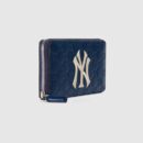 547791 GUCCI 饰New York Yankees™ 贴饰经典 GG 全拉链钱包 蓝色