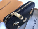 M63993 LV ZIPPY 拉链零钱包 Love Lock 系列 Epi 皮革钱包 LV零钱包 黑色