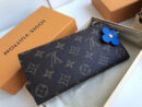 M63895 LV EMILIE 钱夹 Monogram 帆布钱夹 LV信封钱夹 LV花卉装饰钱包 粉色