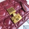 1552919744764017.jpg M5818 Dior Addict女包 小羊皮 藤格纹 翻盖式 迪奥手提包 枣红色