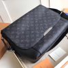 1553174022912676.jpg M40539 LV x 藤原浩闪电联名Fragment Design系列 男士斜挎包 中号