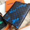 1559028878799310.jpg N60174 LV POCHETTE VOYAGE 中号手袋 像素格纹帆布手包 LV手拿包 蓝色