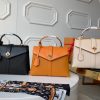 1559031273889873.jpg M53822 LV ROSE DES VENTS 小号手袋 LV挂锁手提单肩包 奶白
