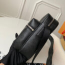 M30233 LV OUTDOOR 邮差包 Monogram 帆布单肩斜跨男包 LV邮差包 黑色