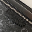 M30233 LV OUTDOOR 邮差包 Monogram 帆布单肩斜跨男包 LV邮差包 黑色