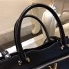 557653 YSL女包 UPTOWN 中号 镜面皮 YSL手提袋手拿包 黑色
