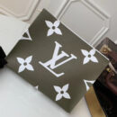 M67691 LV Toilet Pouch XL 盥洗袋 超大Monogram花朵图案 LV手包 卡其色