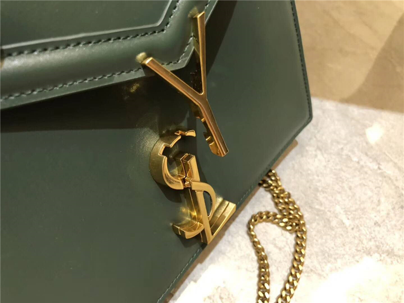532750 YSL女袋 CASSANDRA 中号 字母标志 拉头光面 圣罗兰信封皮包 深绿色