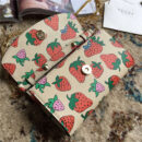564718 Gucci女袋 Gucci Zumi系列 互扣式G马衔扣 草莓印花 深绿色