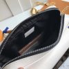 M30243 LV OUTDOOR 邮差包 Monogram 帆布单肩斜跨男包 LV邮差包 白色