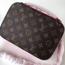 M43557 LV Saintonge 手袋 Monogram帆布老花女包 LV相机包 玫红