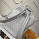 M44616 LV CHALK 双肩包 Monogram白花1854印花图案 LV背包 白花