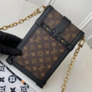 M63913 LV TRUNK VERTICAL 链条包 Monogram Reverse涂层帆布 S形锁扣包