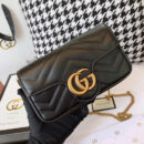 476433 DSVRT 1000 Gucci GG Marmont系列绗缝皮革超迷你手袋 黑色