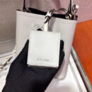 1BA217 Prada女包 Prada Panier 珐琅金属贴花 Saffiano皮革 Prada手袋 白色