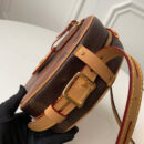 M44604 LV BOITE CHAPEAU SOUPLE 手袋 LV圆饼包