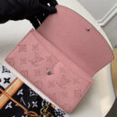 M60145 LV Iris 钱夹 小牛皮打孔通花Monogram图案钱夹 粉色
