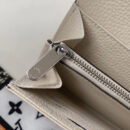 M60177 LV Iris 钱夹 小牛皮打孔通花Monogram图案钱夹 象牙白