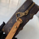 M44779 LV SOFT TRUNK 手拿包 Monogram 帆布手包 LV手包