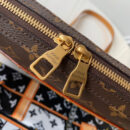 M44754 LV SOFT TRUNK 中号邮差包 Monogram 帆布男包