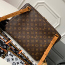M68494 LV SOFT TRUNK 小号邮差包 Monogram 帆布男包