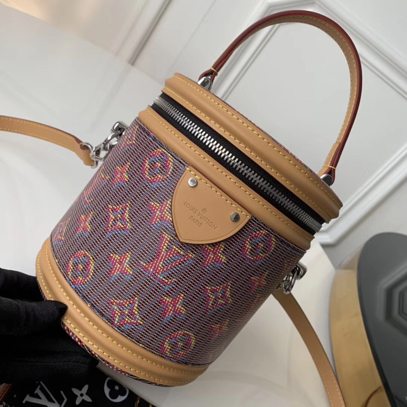 M55457 LV CANNES 手袋 LV Pop 印花化妆盒 LV圆筒包 粉色