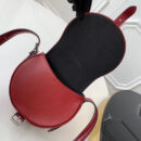 M55506 LV TAMBOURIN 手袋 小牛皮饰边女包 LV单肩斜挎包 红色
