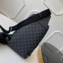 N40237 LV AVENUE 单肩包 Damier Graphite黑格男包 LV挎包