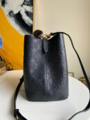M45256 LV NEONOE 中号手袋 Monogram Empreinte 压纹皮革女包 黑色
