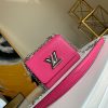 M56120 LV TWIST 迷你手袋 Eip水波纹扭锁包 玫红