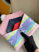 M69119 LV LV ESCALE POCHETTE KIRIGAMI 手袋 LV三合一手拿包