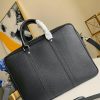 M30365 LV PORTE DOCUMENTS VOYAGE 公文包 Taiga牛皮男包 黑色