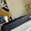 M30365 LV PORTE DOCUMENTS VOYAGE 公文包 Taiga牛皮男包 黑色