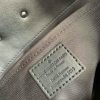 M55701 LV STEAMER 小号手袋 Taurillon 牛皮Monogram压花男包 黑色