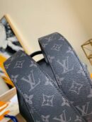 M30417 LV Taigarama 系列 OUTDOOR 双肩包 Taiga 牛皮背包 黑色