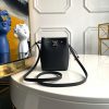 1586572347905326.jpg M68709 LV NANO LOCKME BUCKET 手袋 LV全皮迷你水桶包 黑色