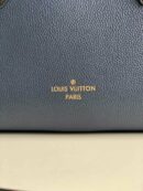 M55933 LV ON MY SIDE 手袋 撞色帆布手提单肩斜挎包 深蓝色